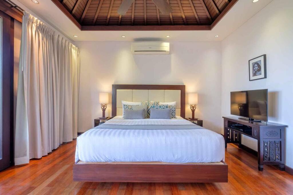 Kejora Beachfront Estate Sanur -Stunning Villa Eleven Buitenkant foto