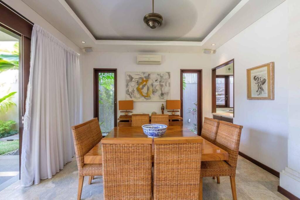 Kejora Beachfront Estate Sanur -Stunning Villa Eleven Buitenkant foto